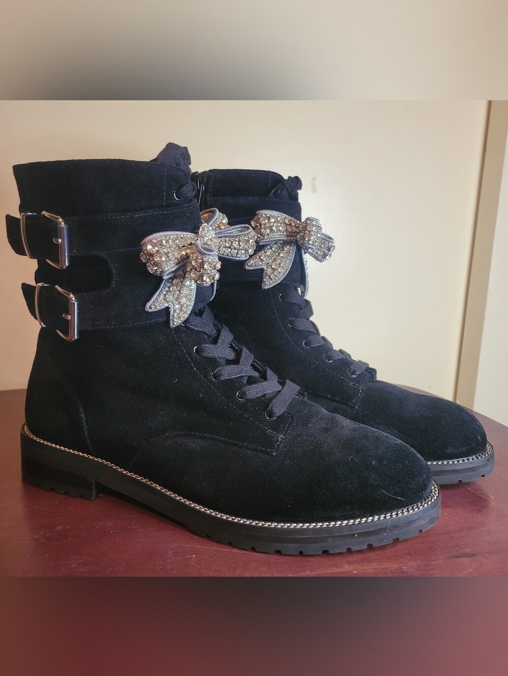 Kurt Geiger London suttonbow Black suede Combat Boots silver eagle head  size 10